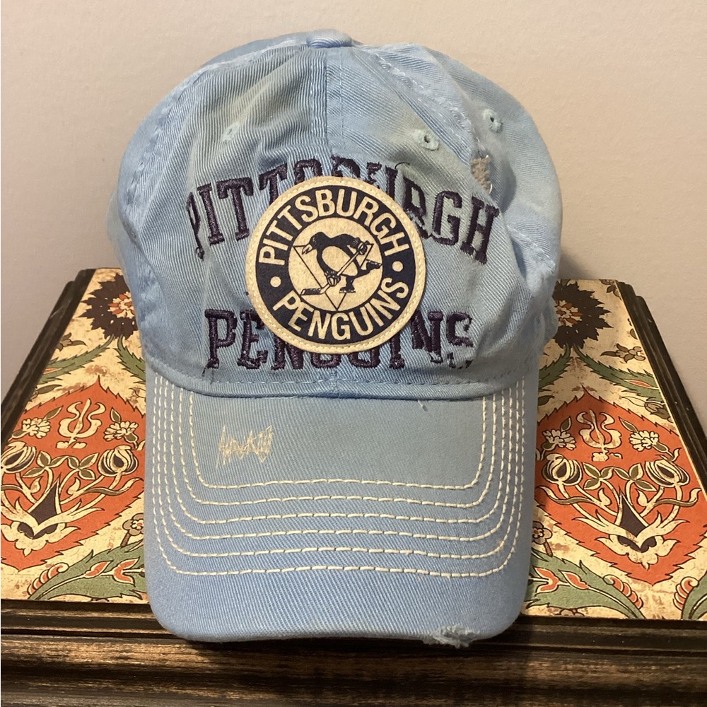 Pittsburgh Penguins XL Hat